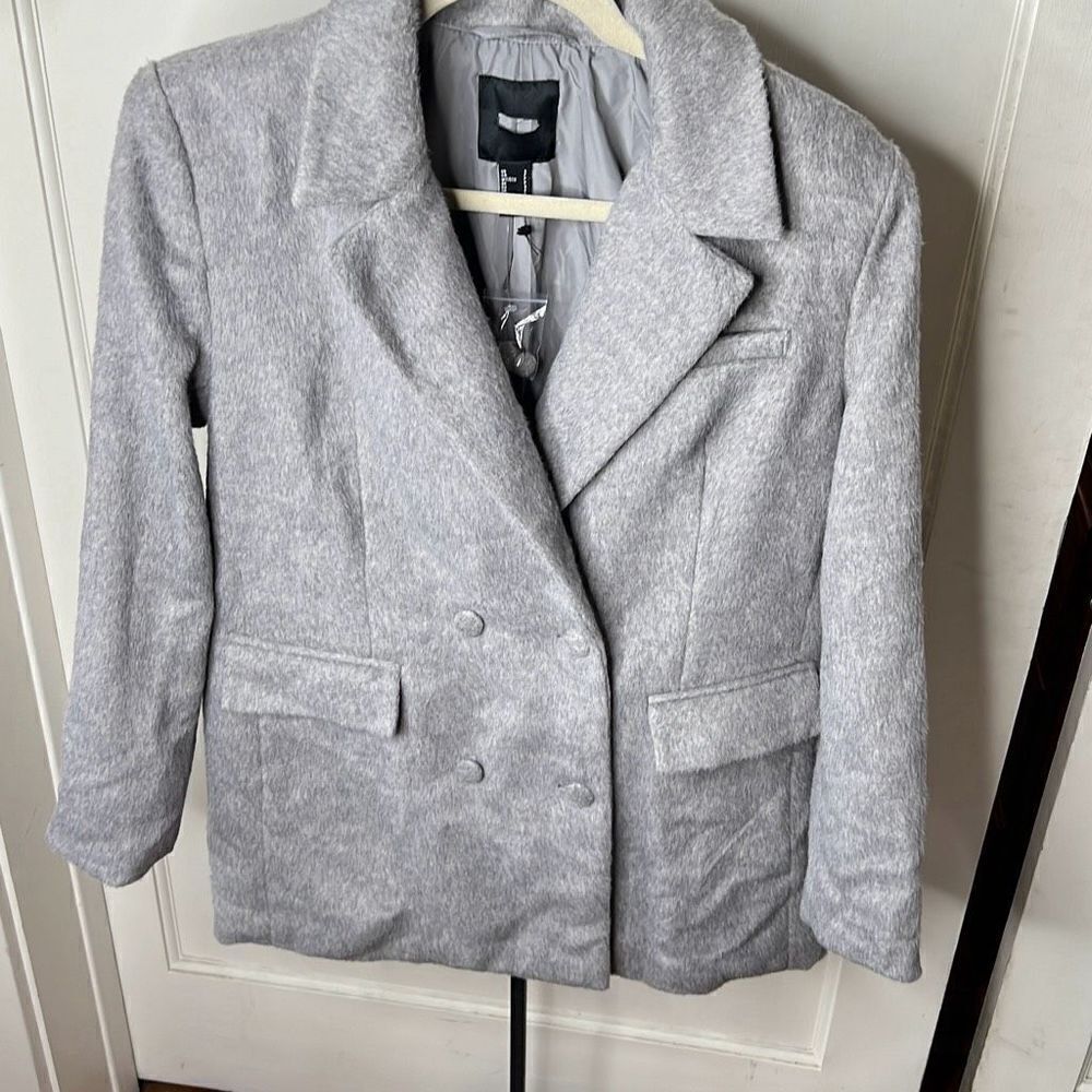Forever 21 Plunging Double-Breasted Blazer Light Gray Size Small Nwt